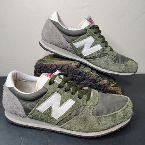 New Balance UK 420 Sneakers Size 10 Green Olive Gray Suede‎ England U420U0